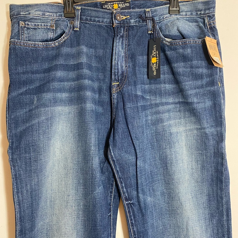 Men's Straight Relaxed 40 x 32 new Levi's jeans